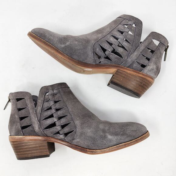 Vince Camuto Ankle Booties Women 7.5M Peera Grey Suede Cutouts Heel Zip - Picture 6 of 10